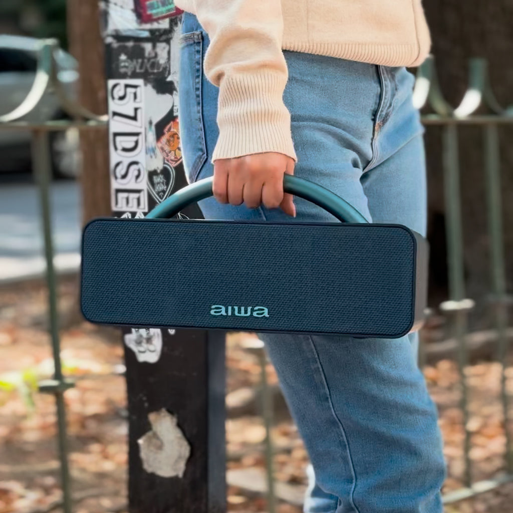 Bocina Aiwa Bluetooth Portátil Boombox Resistente al agua USB 20W RMS con TWS